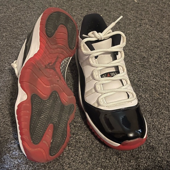 Jordan 11 concord low